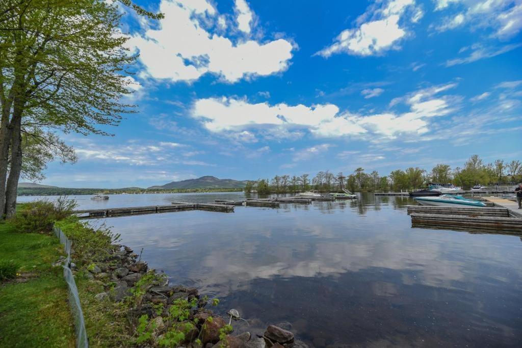 O'Berge Du Village C304 - Bord De L'Eau Magog Eksteriør billede